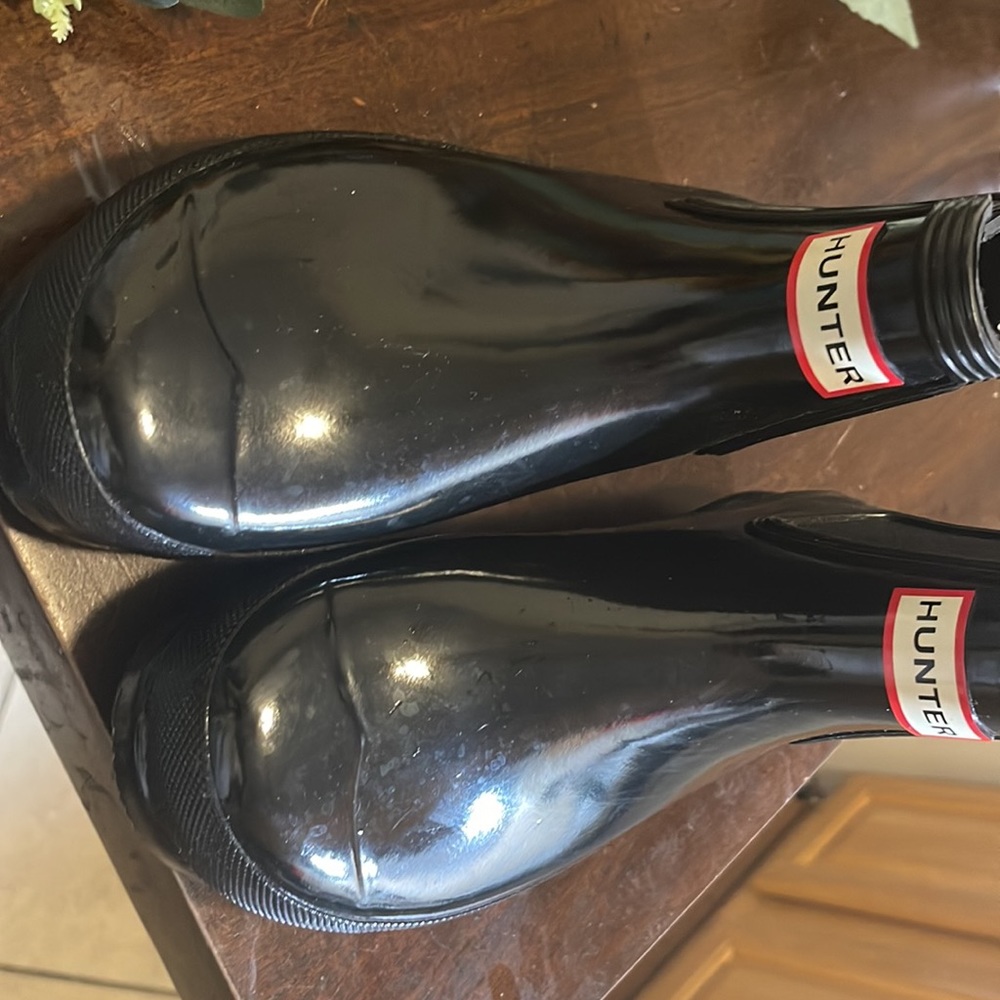 Size 7 100% authentic